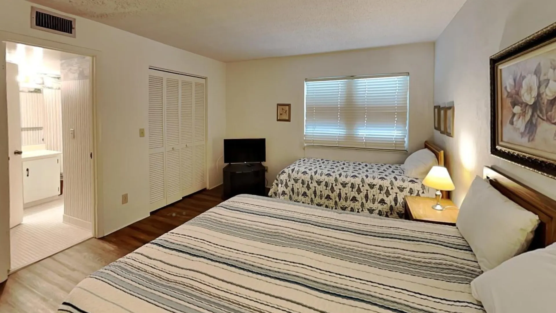 Shores Club 807 Daytona Beach